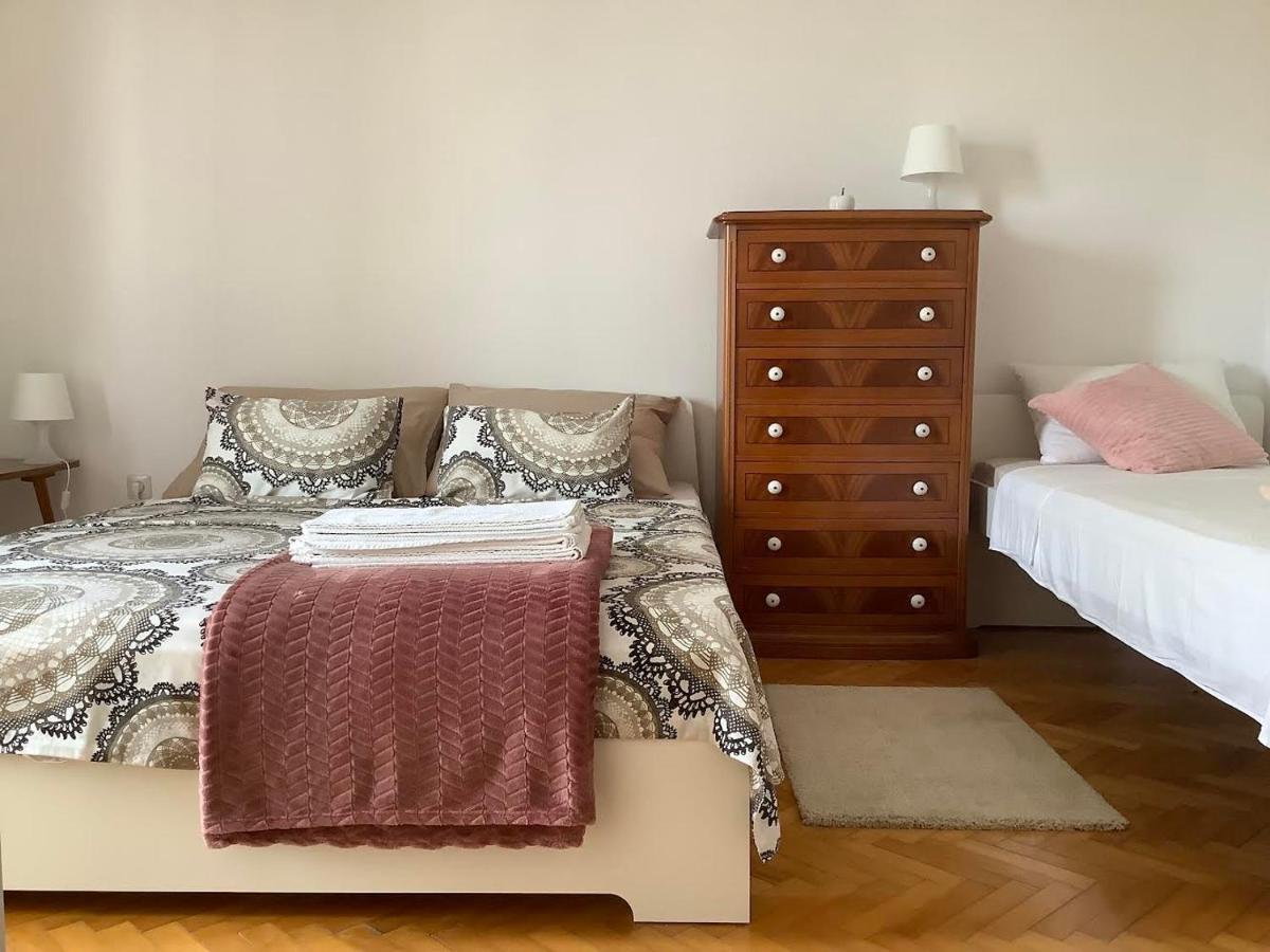 Rooms 22 - Beachfront Primošten Εξωτερικό φωτογραφία
