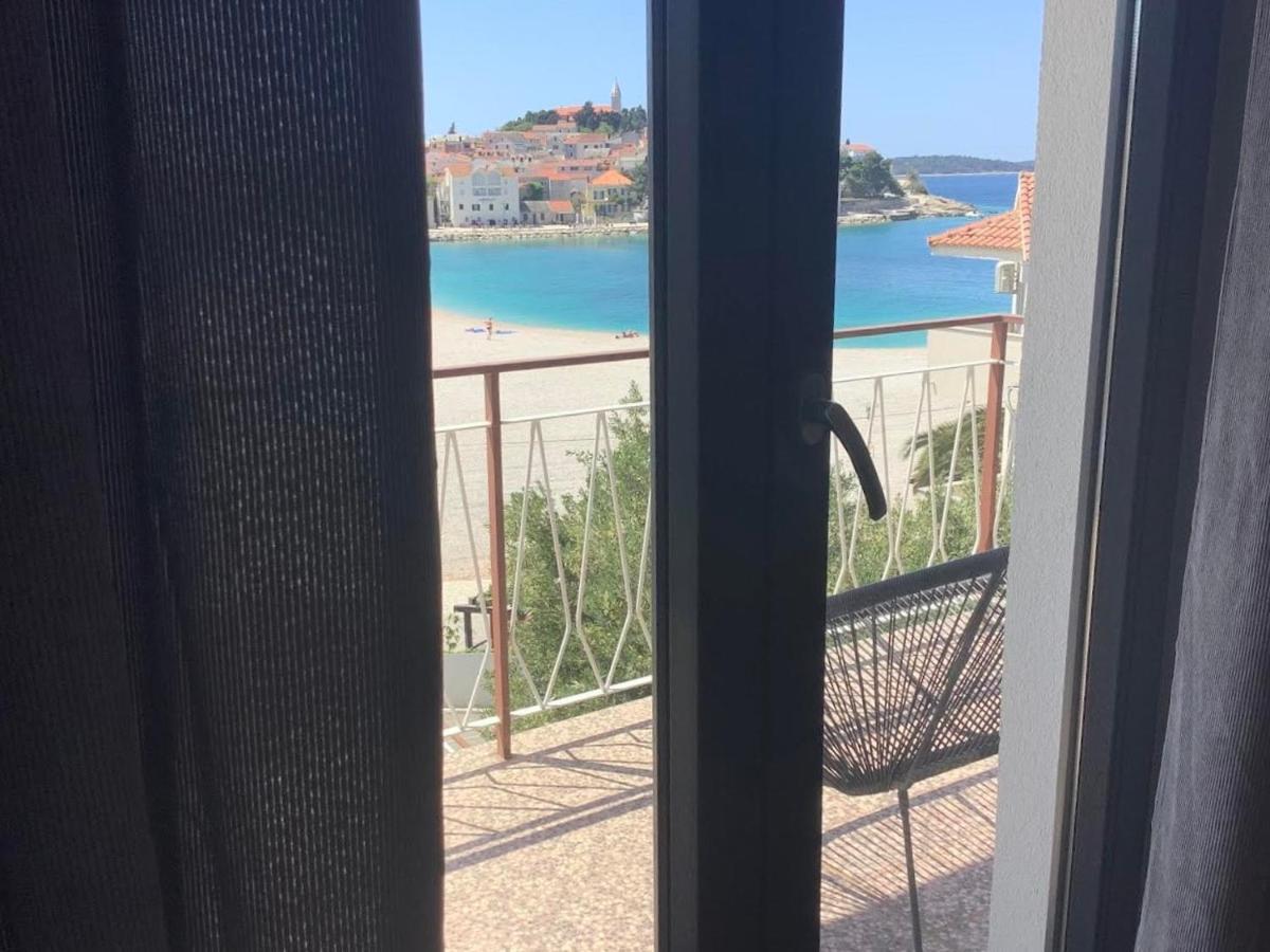 Rooms 22 - Beachfront Primošten Εξωτερικό φωτογραφία