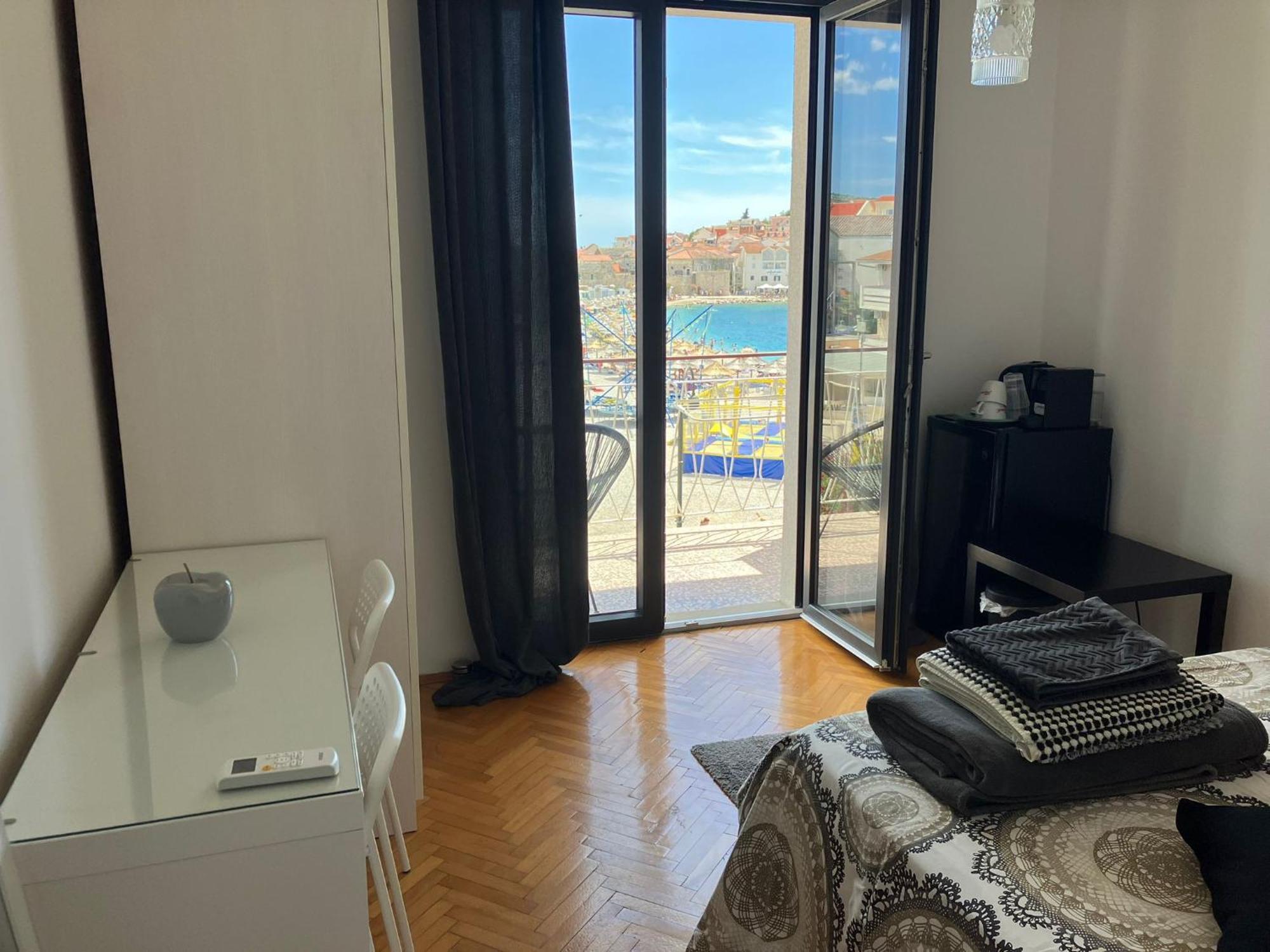 Rooms 22 - Beachfront Primošten Εξωτερικό φωτογραφία
